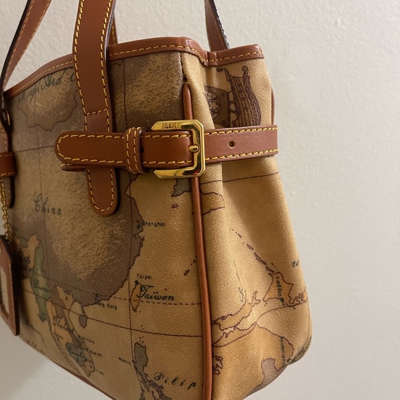 NEW Alviero Martini (ITALIAN) Bag with straps.Color: Brown/Orange - Picture 3 of 13